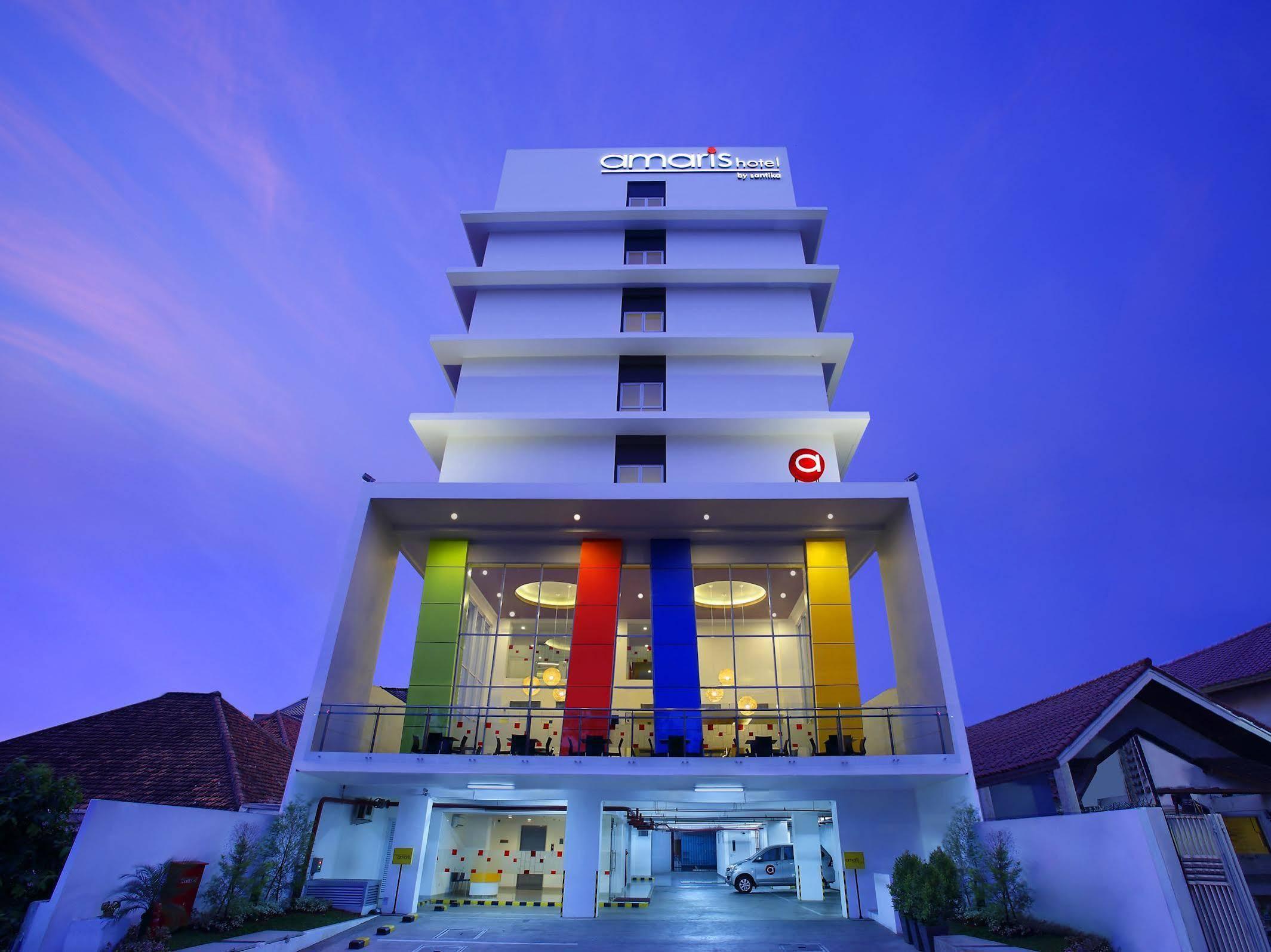 Amaris Hotel Dr. Susilo Grogol Jakarta Extérieur photo
