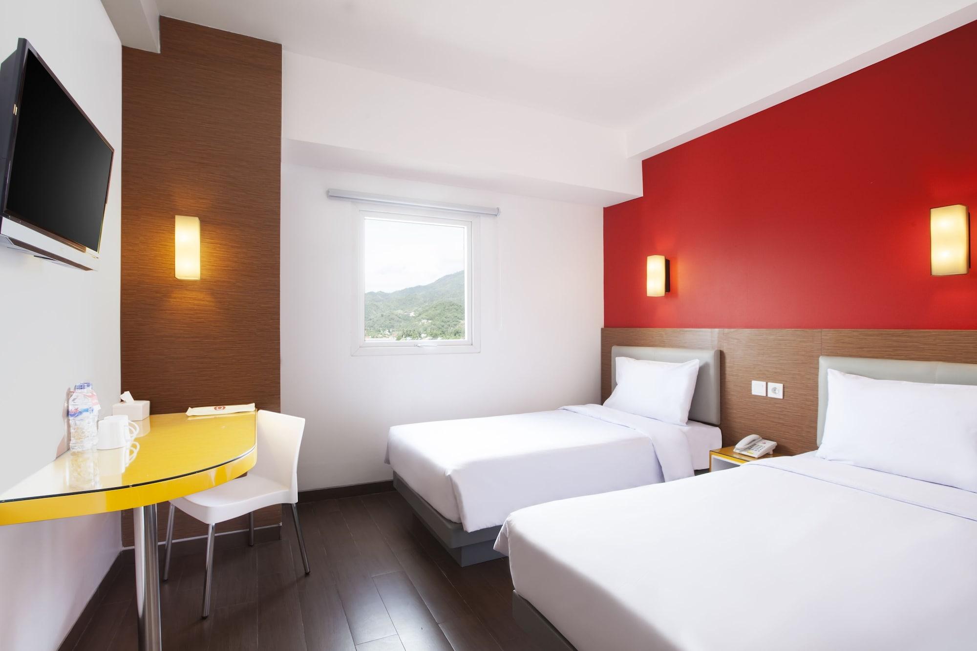 Amaris Hotel Dr. Susilo Grogol Jakarta Extérieur photo