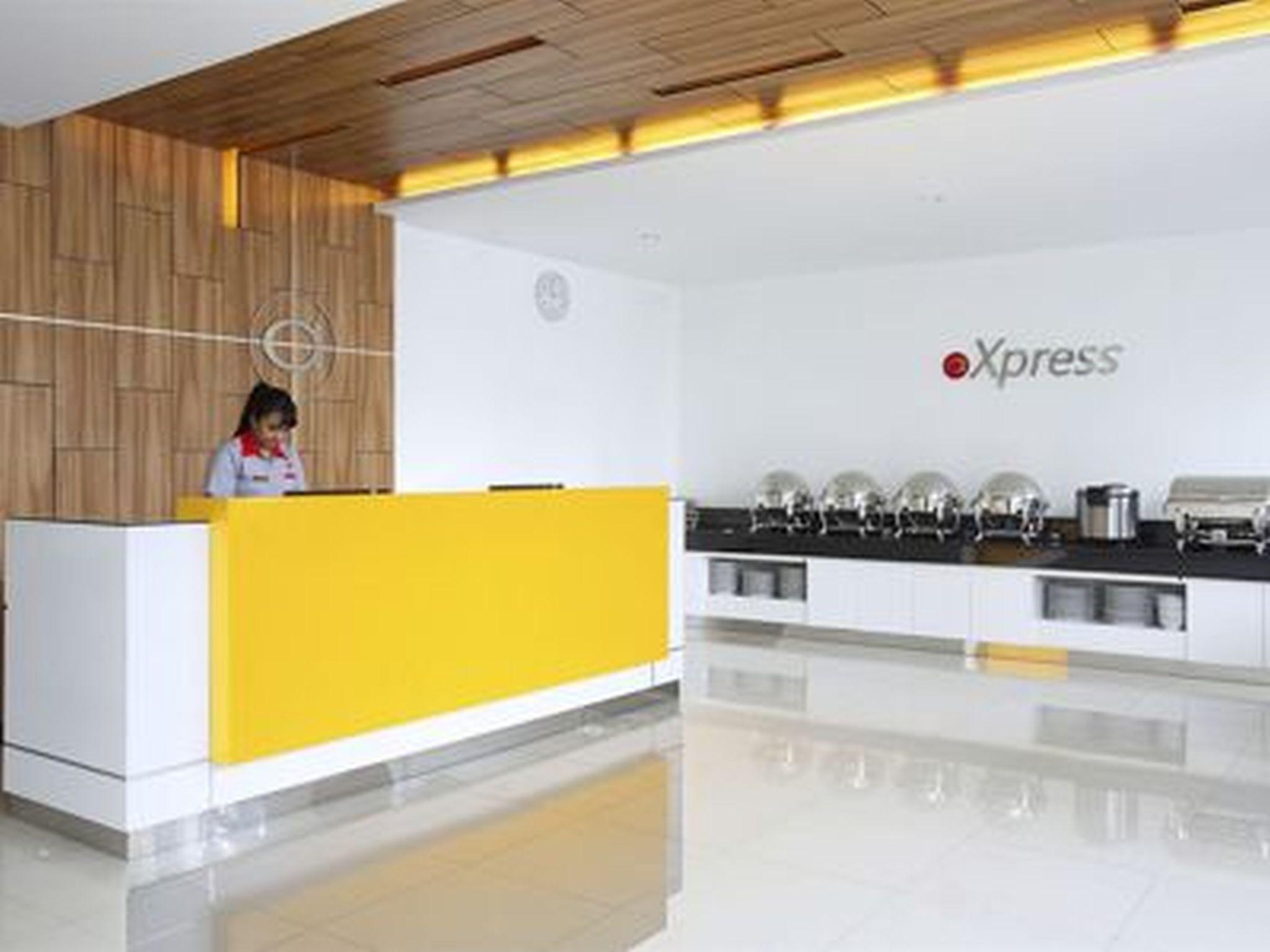 Amaris Hotel Dr. Susilo Grogol Jakarta Extérieur photo