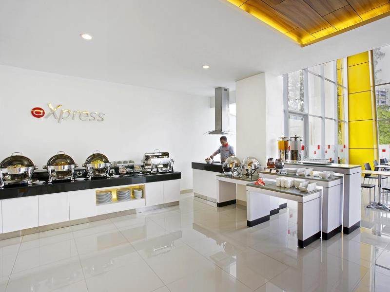 Amaris Hotel Dr. Susilo Grogol Jakarta Extérieur photo