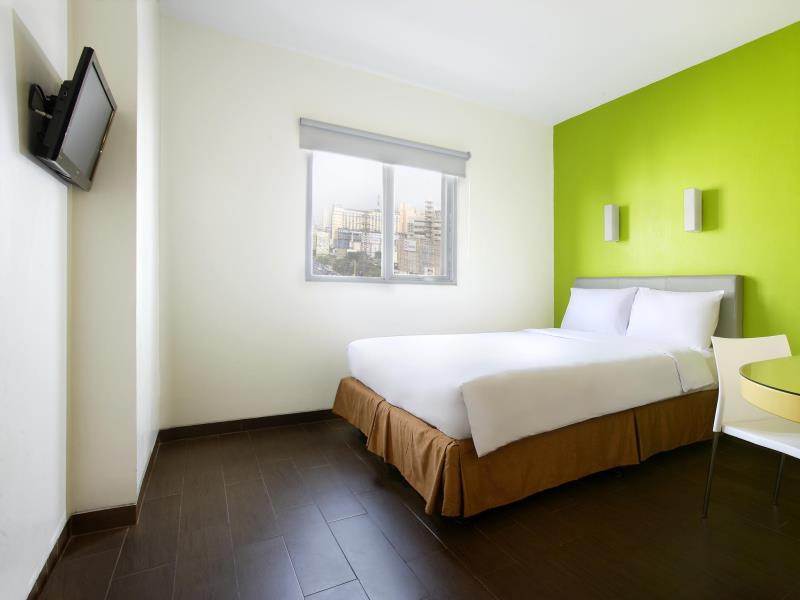 Amaris Hotel Dr. Susilo Grogol Jakarta Extérieur photo
